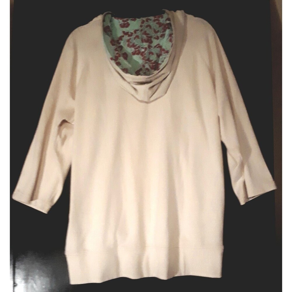 City Hearts Ivory Hooded Jacket Button front up to down Size L